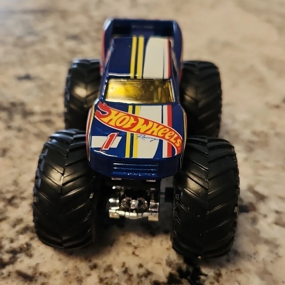 Mattel hotwheels truck